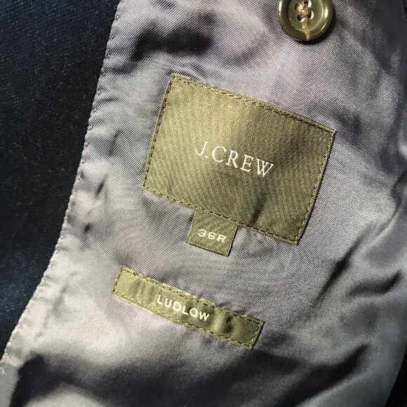 J.Crew Ludlow Slim-Fit Shawl-Collar Tuxedo Jacket in Velvet - Picture 4 of 4